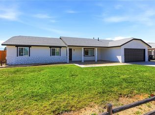 22557 Ojai Rd, Apple Valley, CA 92308