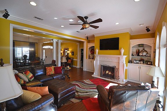 4th image of 1801 Columbia Road 25