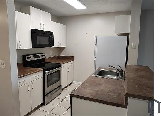 1 bed, 705 sqft, $2,000 — Photo 4