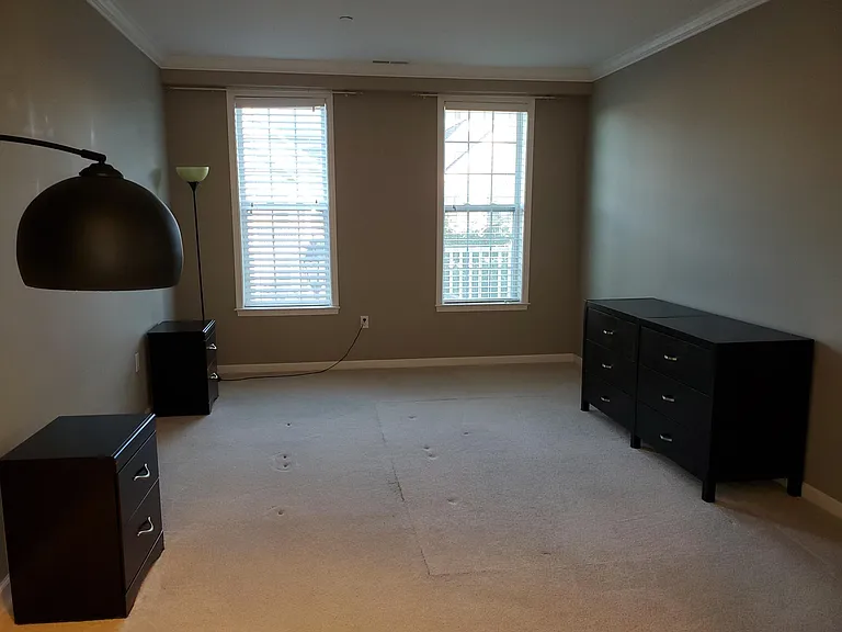213 Center Meadow Ln — Photo 9