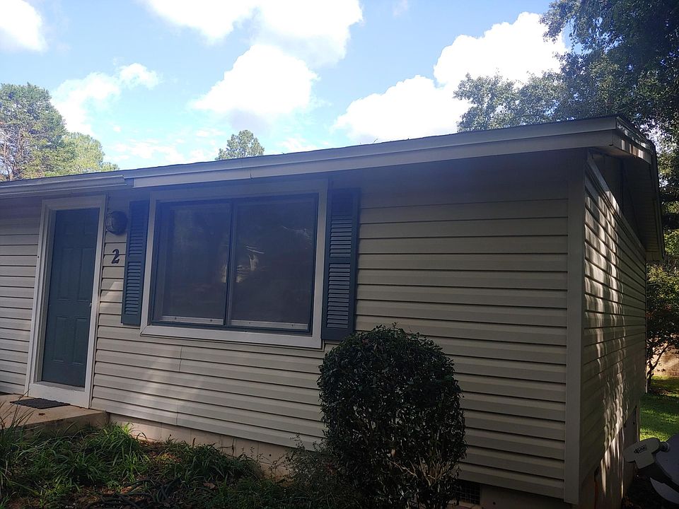 1st image of 1569 Coombs Dr