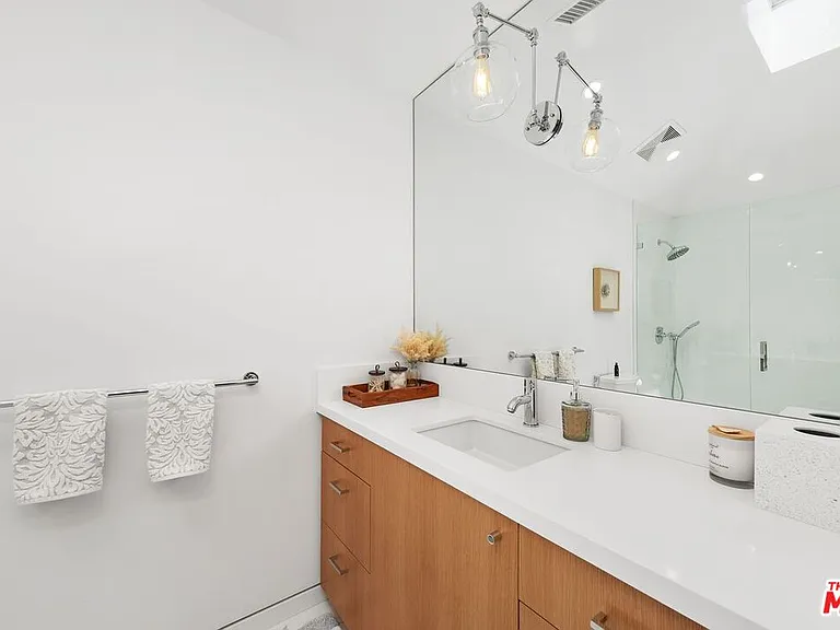 3715 Meier St — Photo 31