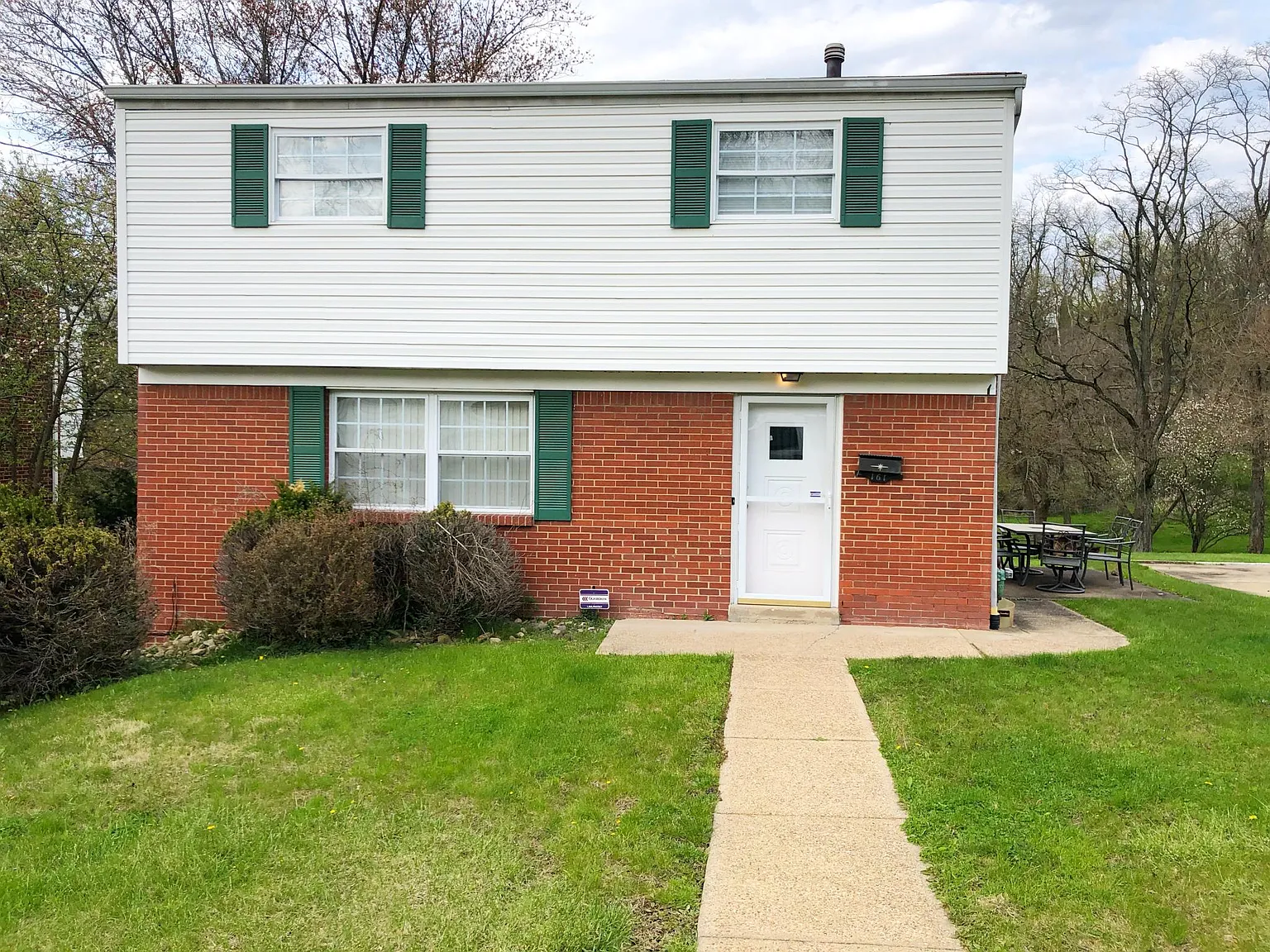 161 Selvin Dr photo 1