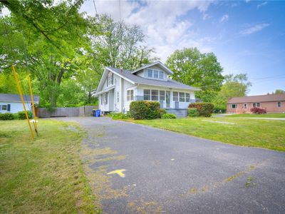 1191 N Hillcrest Dr, Decatur, IL, 62526