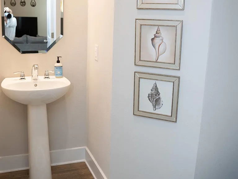 13501 Metric Blvd #15 — Photo 10
