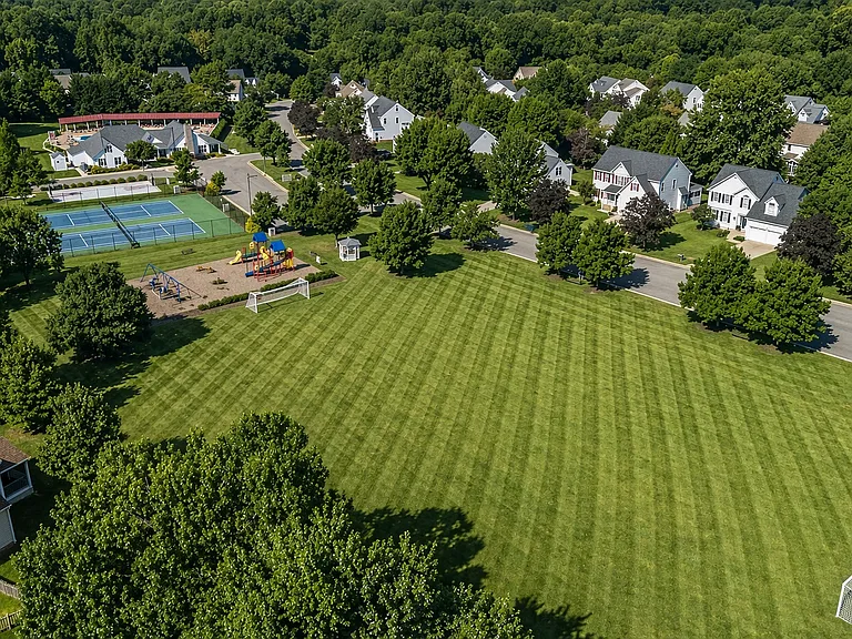 11039 Greenline Ct — Photo 23