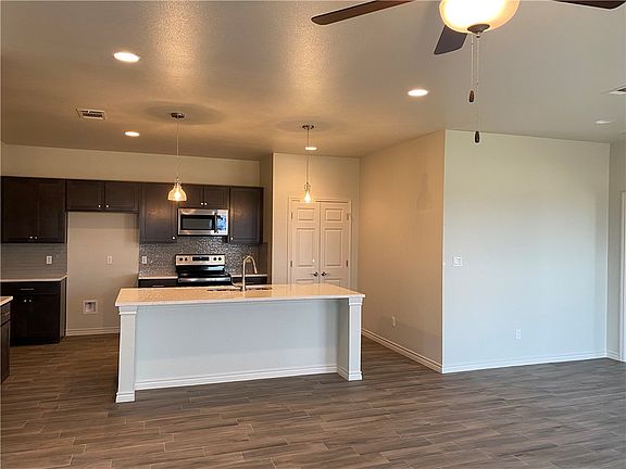 3rd image of 525 County Road 306 #B
