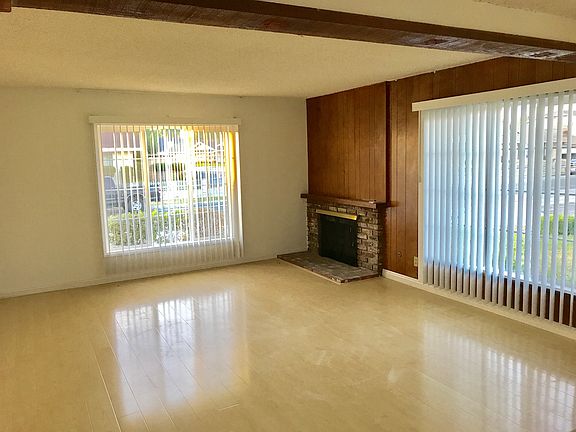 5th image of 11302 Arrowood St