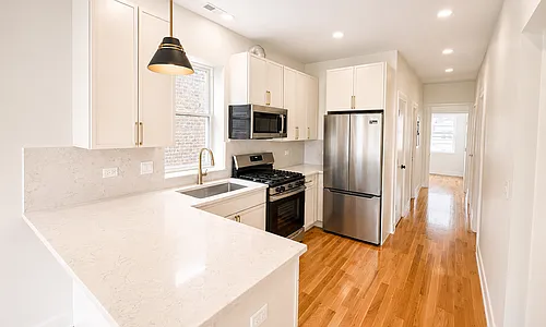2 bed, 1100 sqft, $3,050 — Photo 3