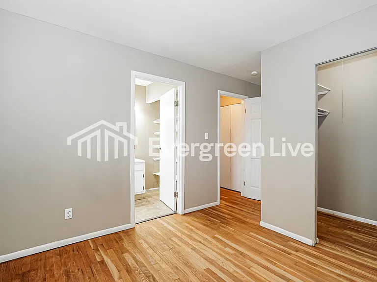 3763 Amwell Rd E — Photo 7