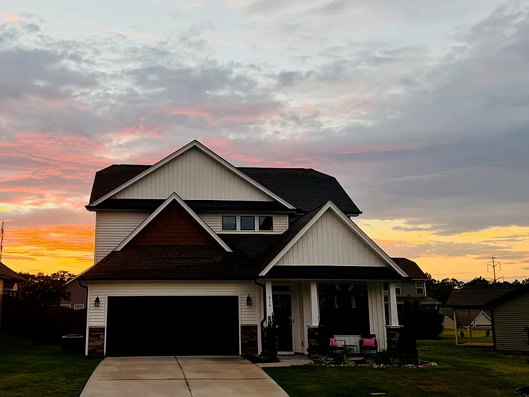 314 Barnhill Ct — Photo 3