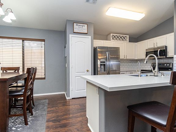 3rd image of 4605 N 123rd Dr