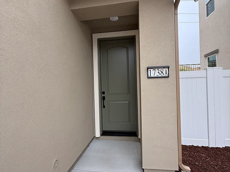 1738A River Vista Way — Photo 1