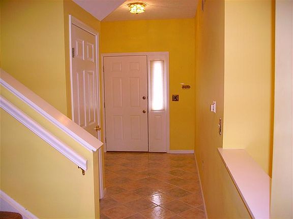3rd image of 1147 Timbertrail Ct