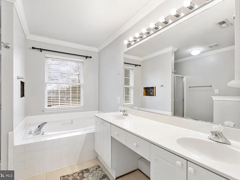 10103 Cotter Ct — Photo 20