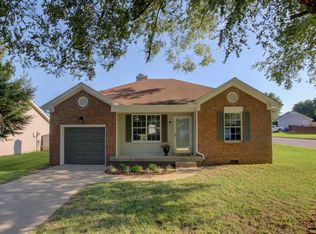 82 Grassmire Dr, Clarksville, TN 37042