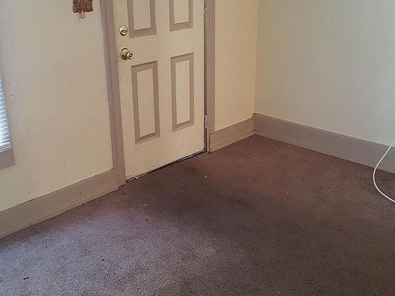5th image of 323 N Hamilton Ave