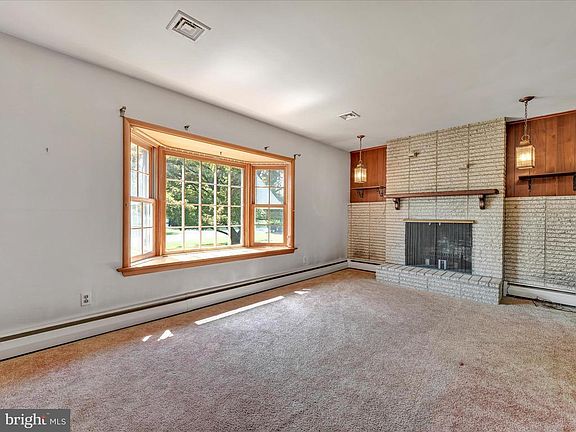 4th image of 3617 Horizon Dr