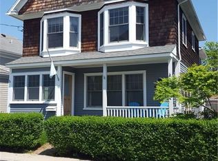 12 Gilroy St, Newport, RI 02840