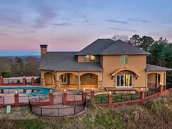 1295 Clearview Dr, Ringgold, GA 30736