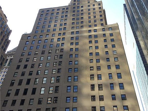 2nd image of 18-20 Pine St #2114