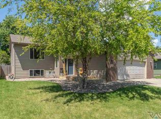 5505 S Sarmar Ave, Sioux Falls, SD 57106