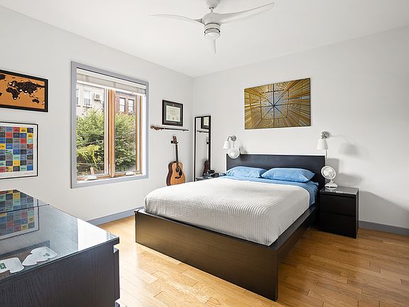 5th image of 186 8th St APT 2B