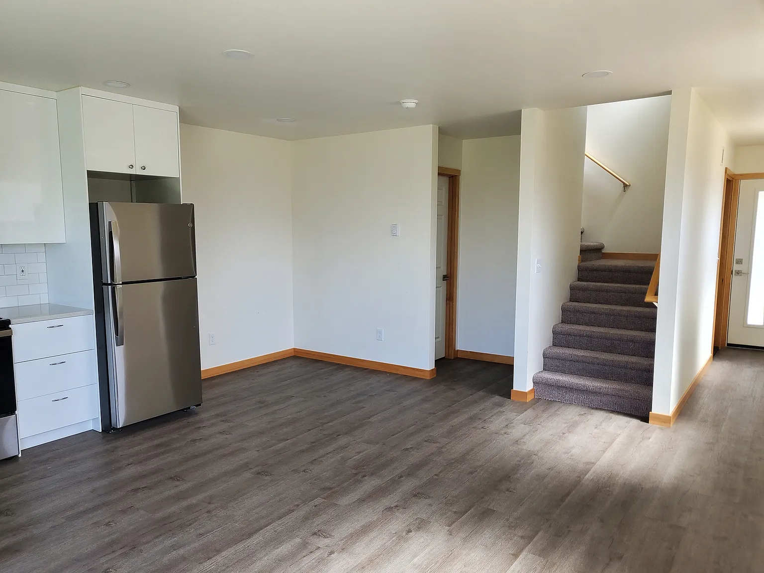 2 bed, 1.5 bath, 1000 sqft, $1,950 — Photo 4