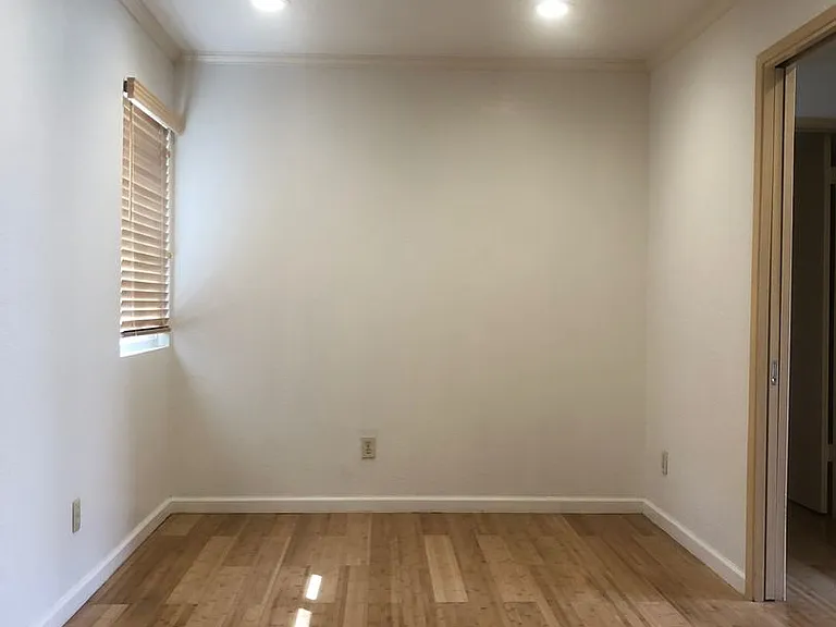 2905 Niagra St #171 — Photo 4