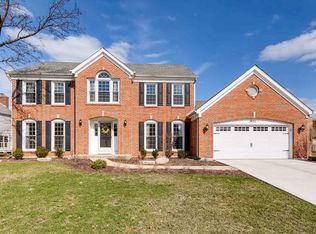 1N211 Partridge Dr, Carol Stream, IL 60188