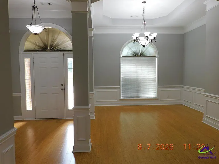 208 Loudon Hill Dr — Photo 3