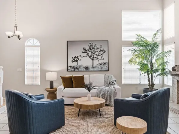 609 Mustang Gln, Escondido, CA 92027