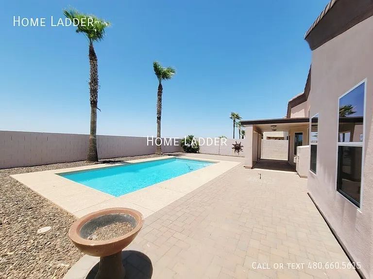 9030 S 10th Dr — Photo 30