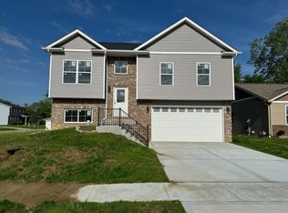 1 Del Ray Dr, Fairview Heights, IL 62208