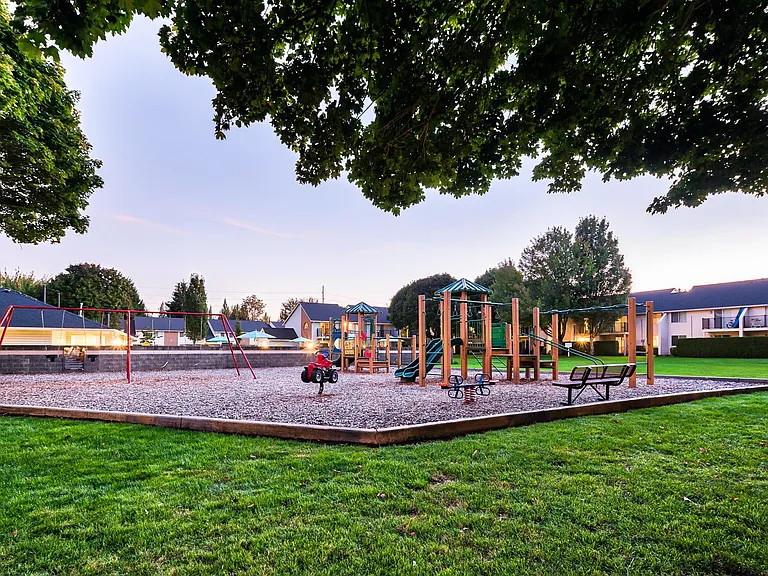Cascades Apartments — Photo 17