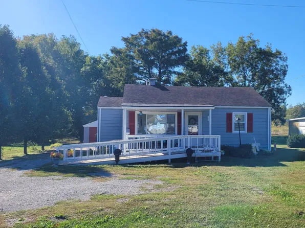 1998 State Highway 15, Fairfield, IL 62837