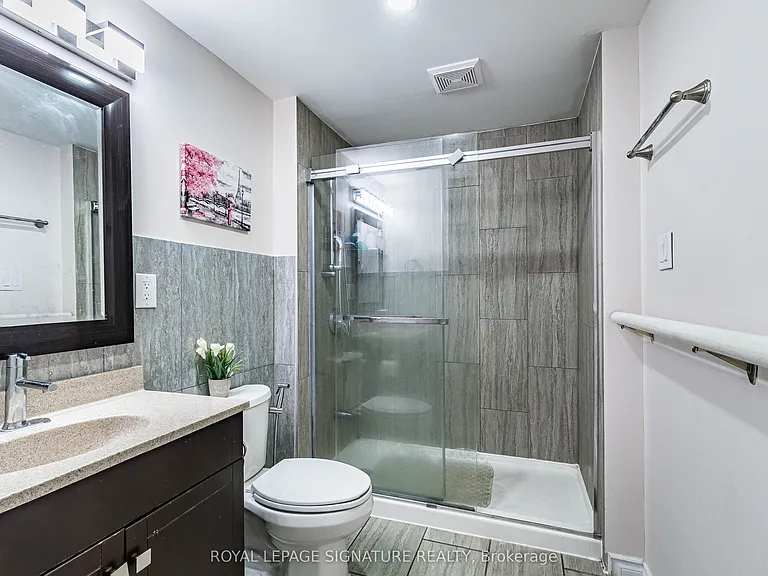 35 Whitehouse Cres — Photo 30