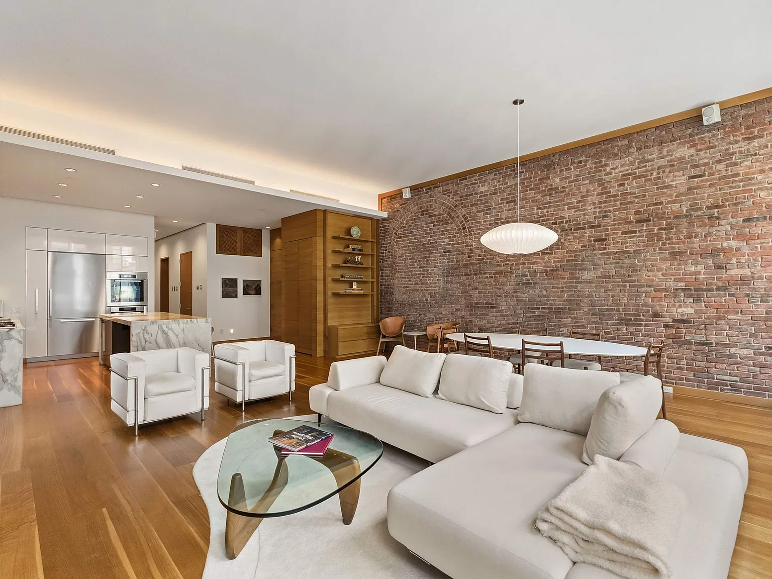 34 Greene Street — Photo 2