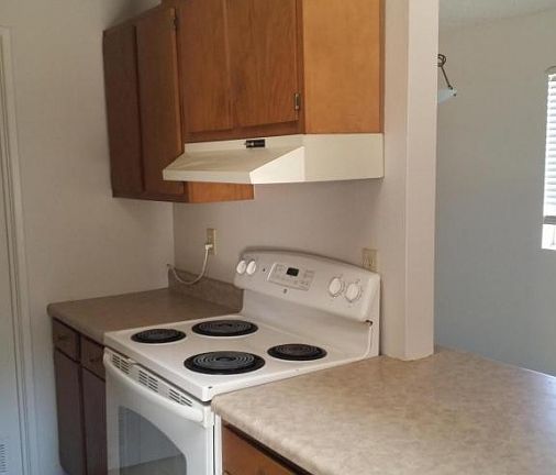 2nd image of 3741 E Monte Vista Dr