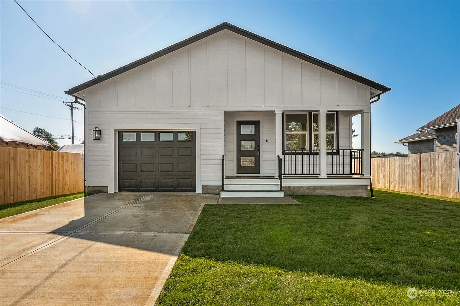 227 E Cushing Street photo 1