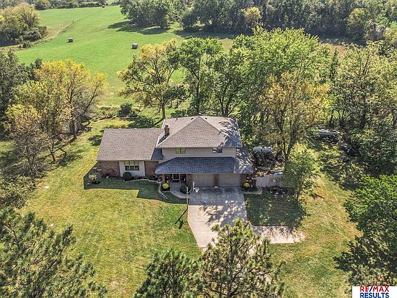 2nd image of 7717 Dutch Hall Rd