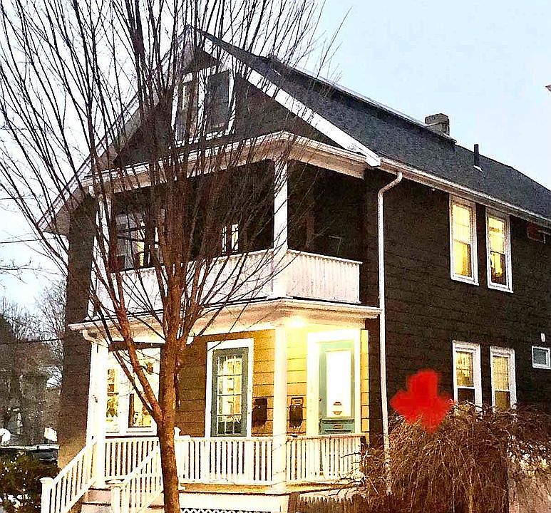 2nd image of 15 Francis St