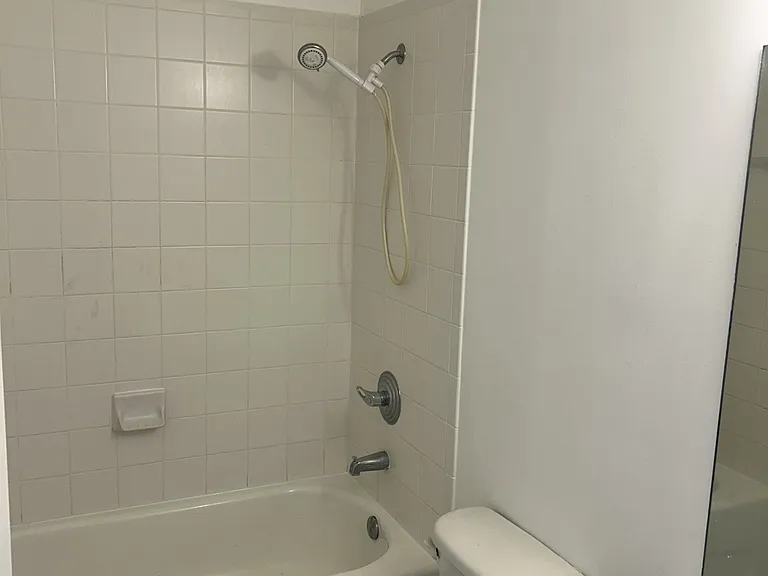 2650 SE 12th Pl #205 — Photo 2