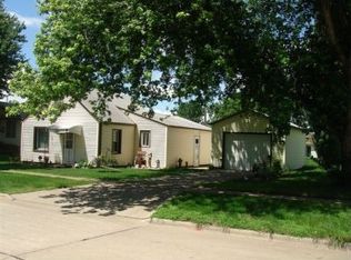 305 7th St, Sergeant Bluff, IA 51054