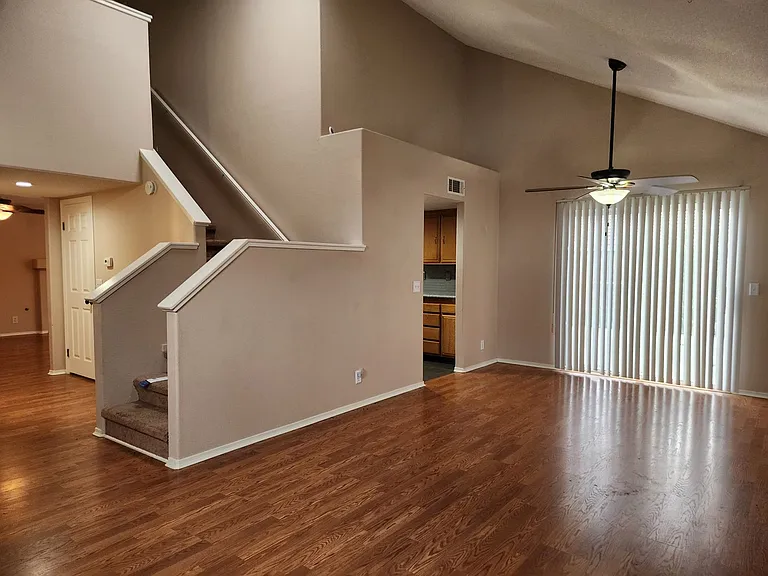 3301 Chuckwagon St — Photo 3