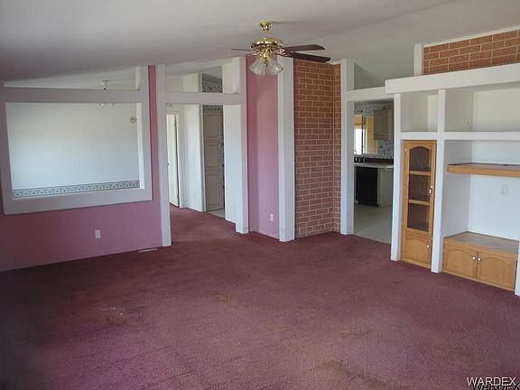 3rd image of 7968 W Abrigo Dr