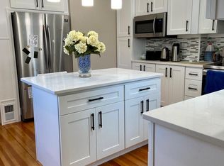 5 Sheridan Cir, Winchester, MA 01890