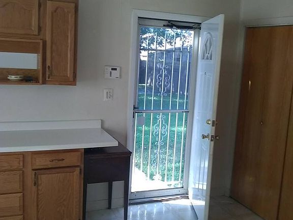 4th image of 1609 Lyons Ct