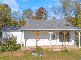 874 James River Rd, Scottsville, VA 24590