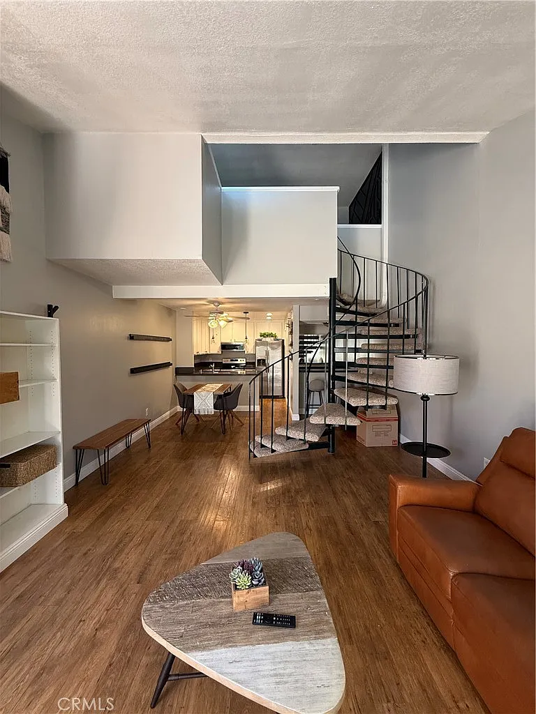 1 bed, 756 sqft, $2,600 — Photo 1